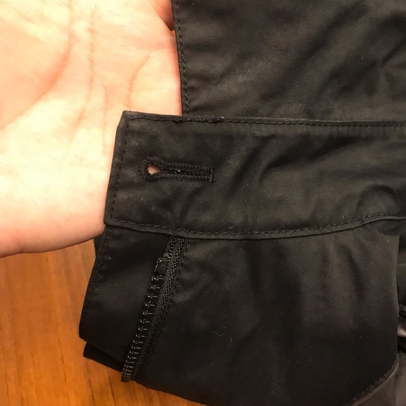 Lululemon Rain On Jacket - Black - Size 4 - Picture 9 of 12